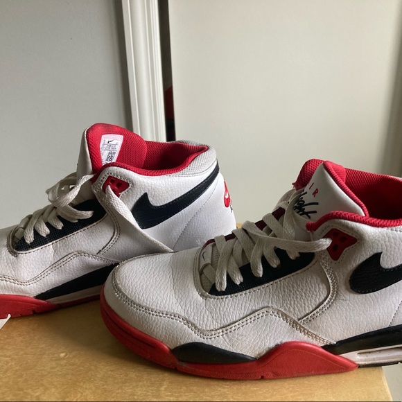 Nike flight legacy main image 5